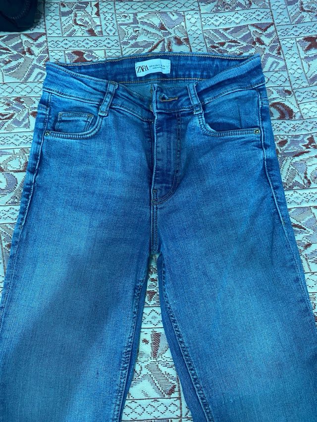 Pantalones vaqueros ZARA