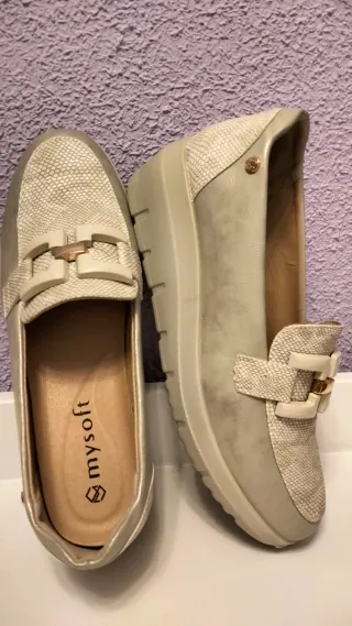 Zapatos Myssoft Beige/Plata