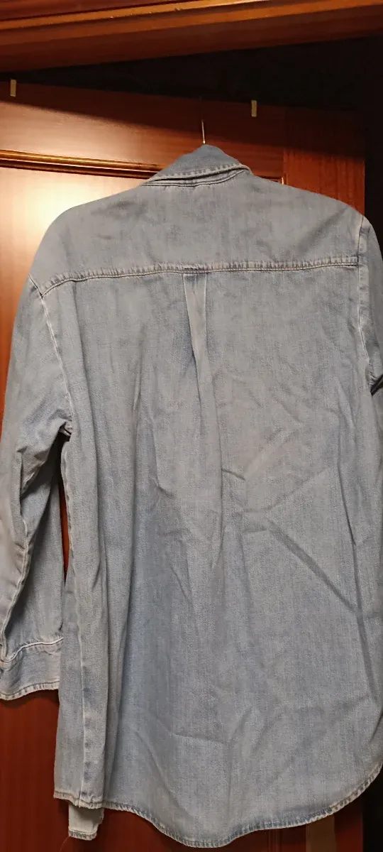 Camisa vaquera Zara. es