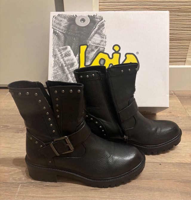 Botines Lois Negros Mujer