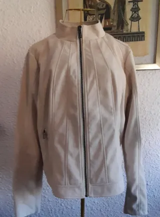 Cazadora Desigual Beige