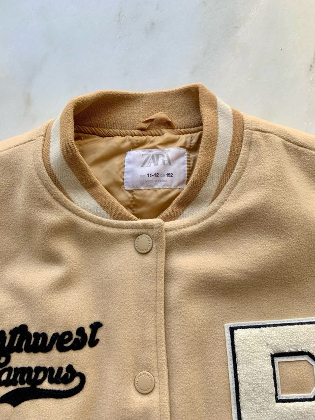 Cazadora bomber Zara niña beige T. 11-12