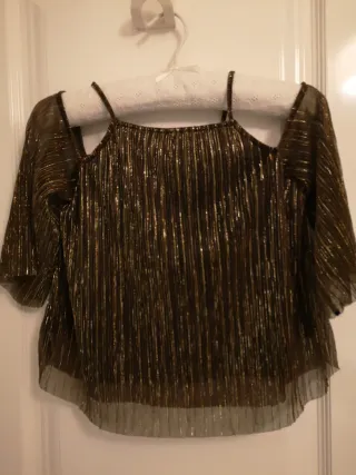 Blusa dorada fiesta tirantes hombros descubiertos