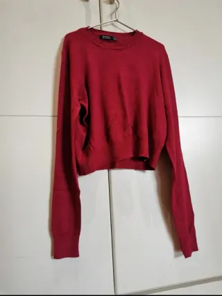 Jersey Bershka rojo talla M