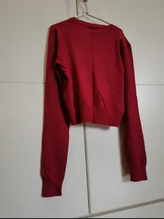 Jersey Bershka rojo talla M