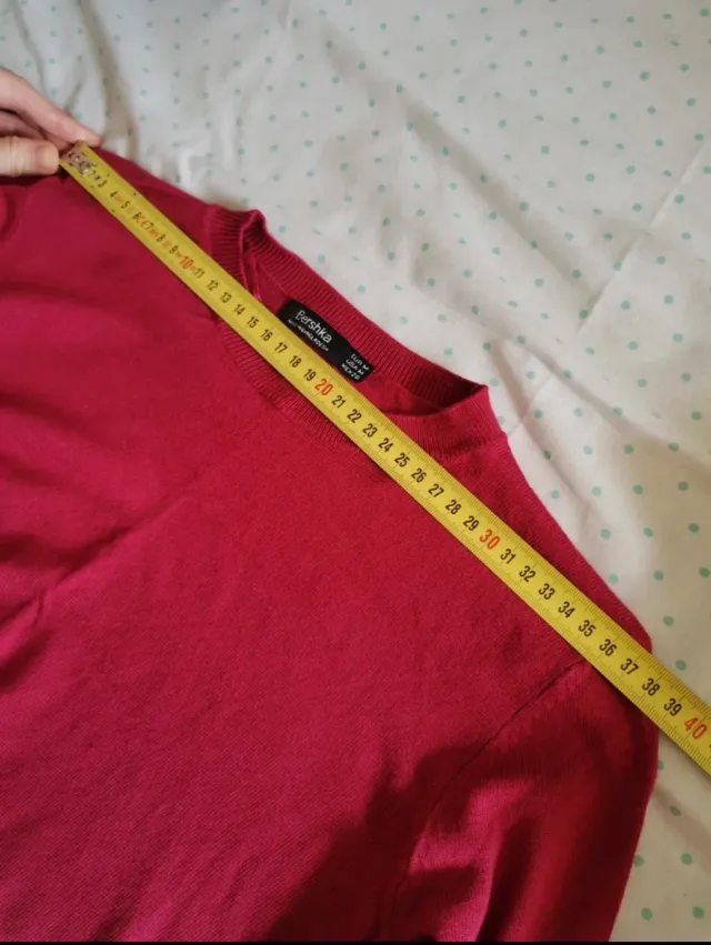 Jersey Bershka rojo talla M