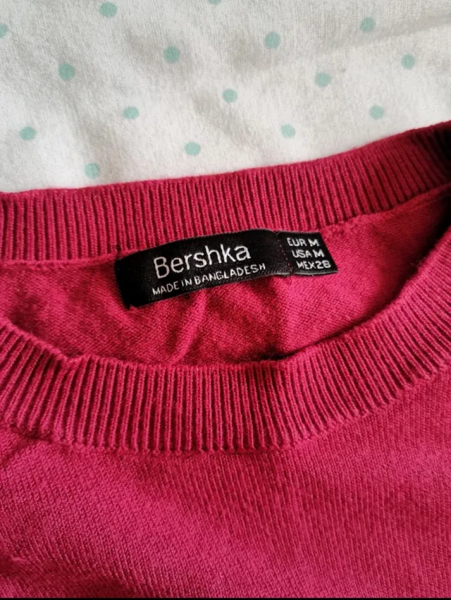 Jersey Bershka rojo talla M