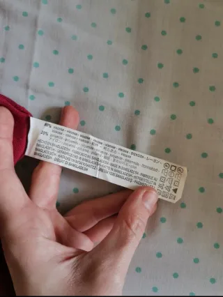 Jersey Bershka rojo talla M