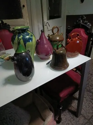 Cántaros y botijos de barro adornos originales