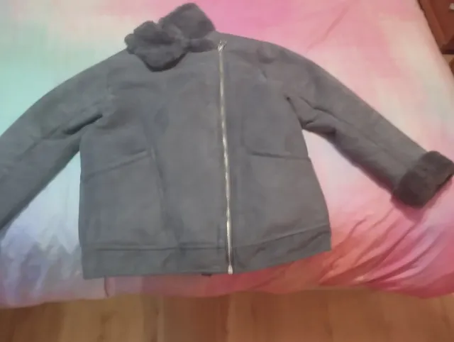 Chaquetón gris con borreguito