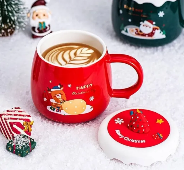 Tazza natalizia con renna e albero di Natale