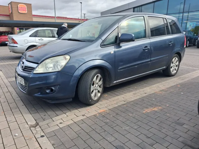 Opel Zafira 2010