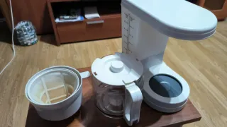 Cafetera de goteo BROWN