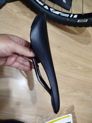 Sillín Specialized 143x270mm