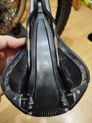 Sillín Specialized 143x270mm