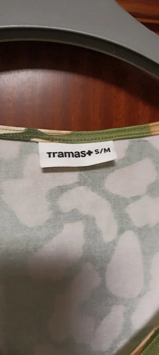 Camisola estampada verde y beige