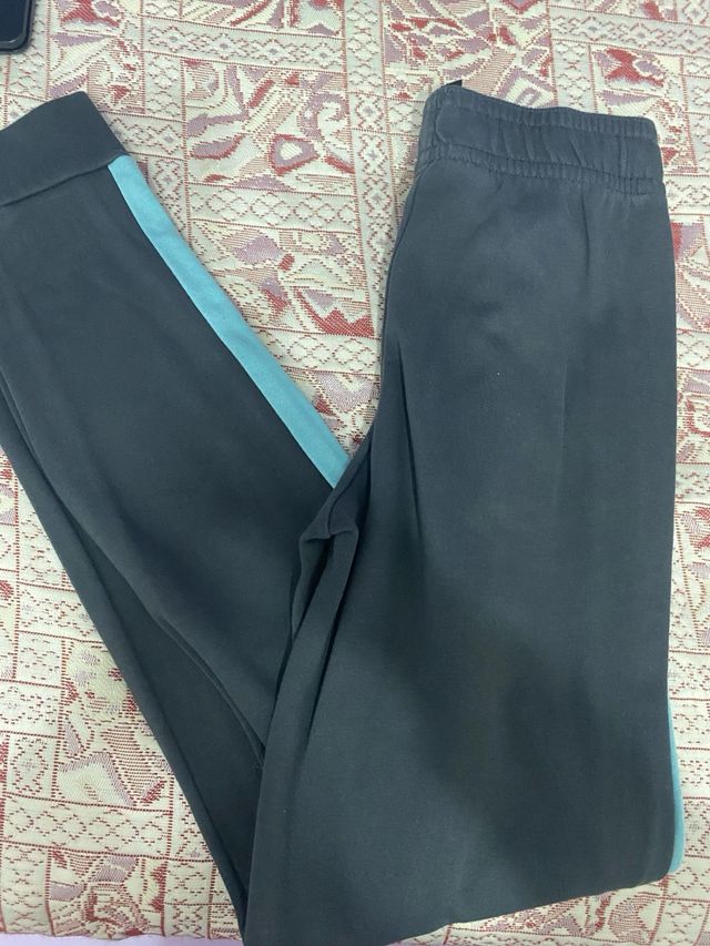 Conjunto Adidas Sudadera y Pantalones