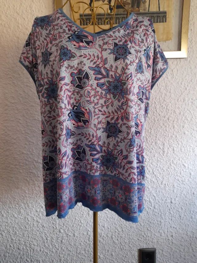 Camiseta estampada floral