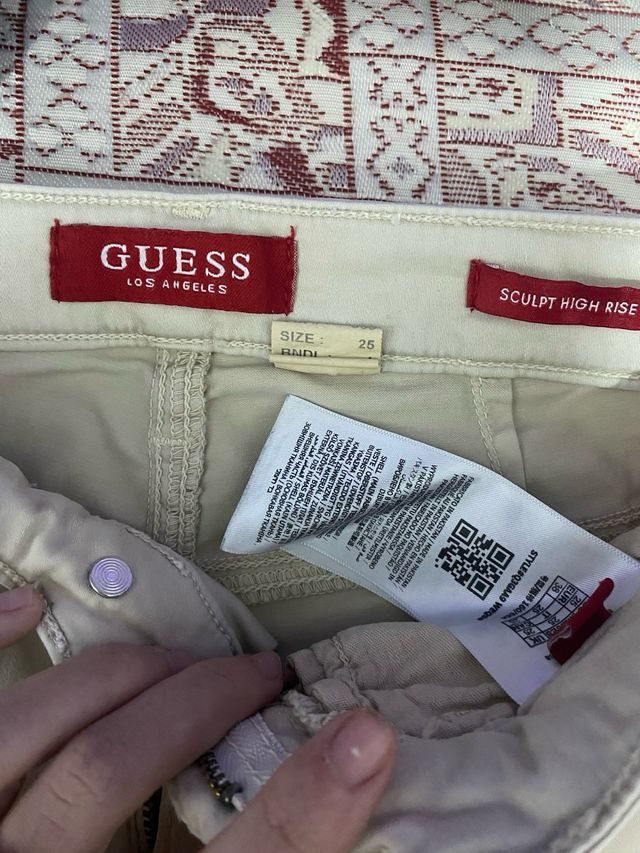 Pantalones Guess Beige