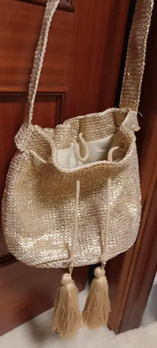 Bolso de fiesta dorado