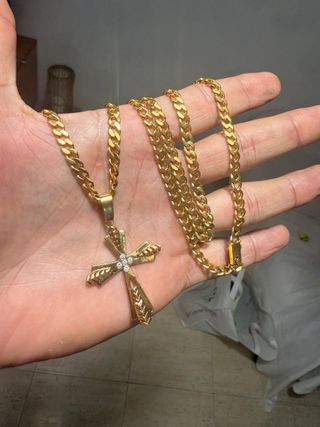 Cadena Oro 18k 51g con 4 Diamantes