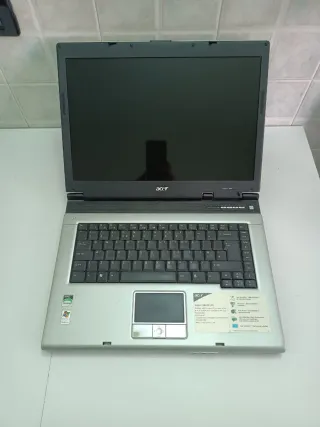 Acer Aspire 3000 Notebook non testato