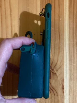 Cover iPhone 7 con porta cuffie