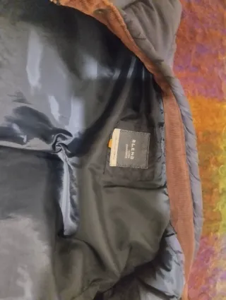 Chaleco azul marino MUY NUEVO.