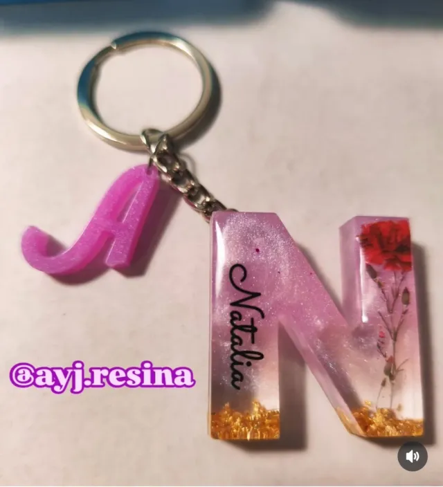 Llaveros personalizados resina epoxi