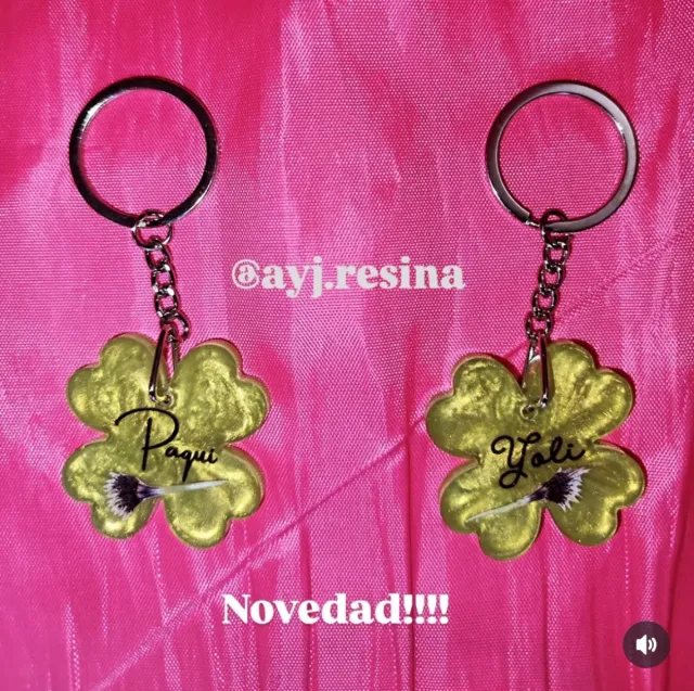 Llaveros personalizados resina epoxi