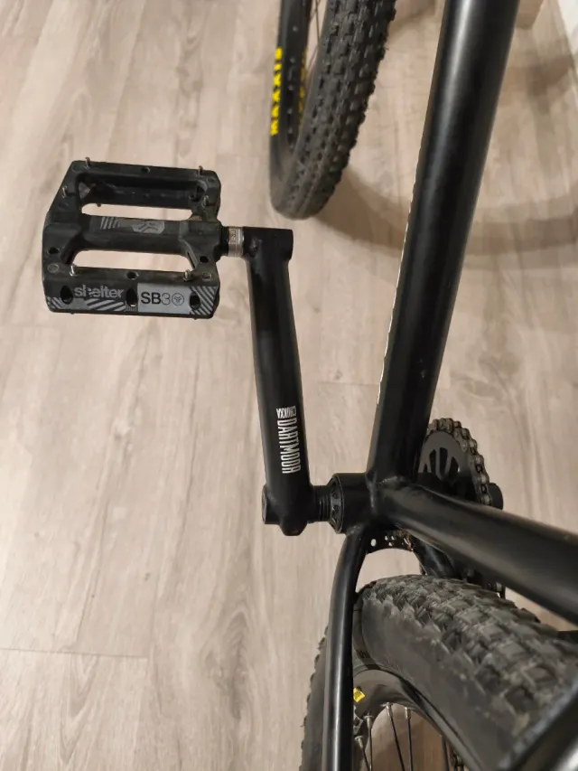 Bici Dirt Jump Nukeproof