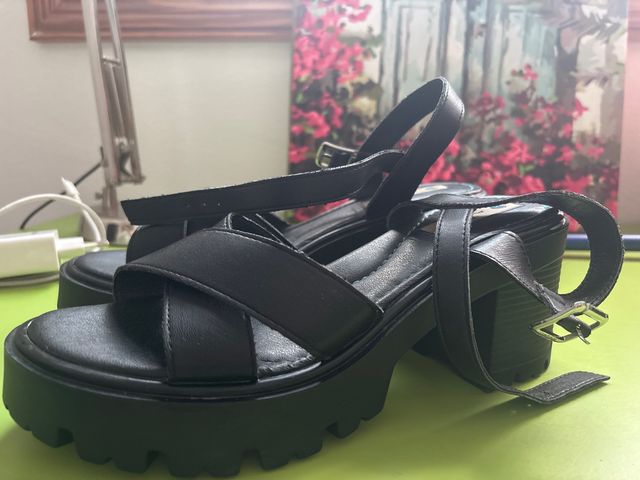 Tacones negros plataforma talla 40