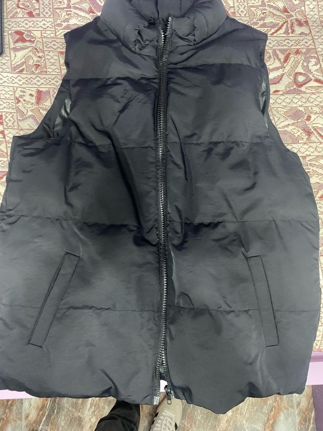 Chaleco acolchado negro Shein