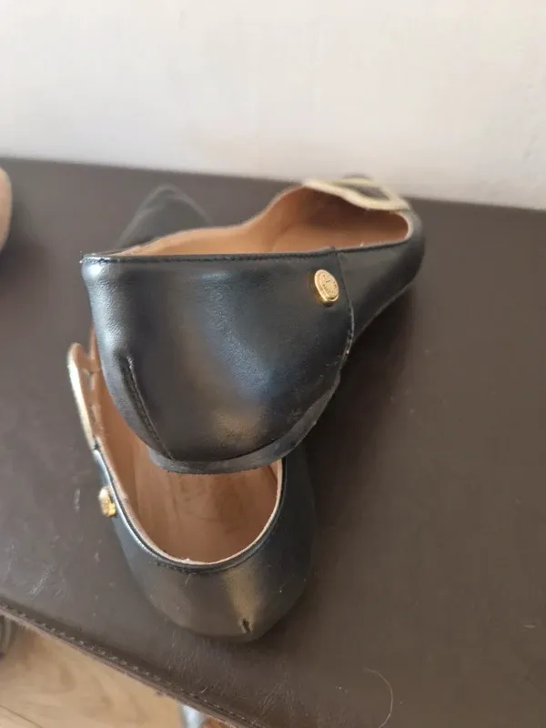 Zapatos planos Love Moschino corazón dorado