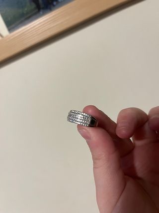 Anillo Plata con Diamantes Pequeños siglo xxi