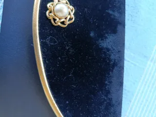 Cartera de mano fiesta negra y dorada terciopelo