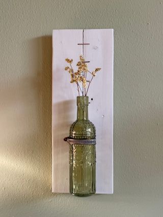 Vaso da parete bianco shabby