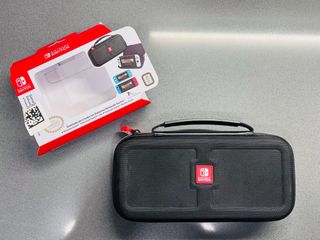 Funda Nintendo Switch Deluxe Negra