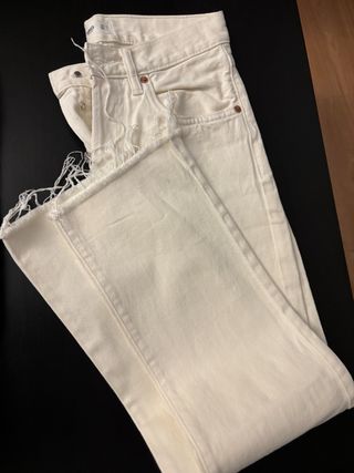 Pantalón y falda vaquera Pull Zara Mango