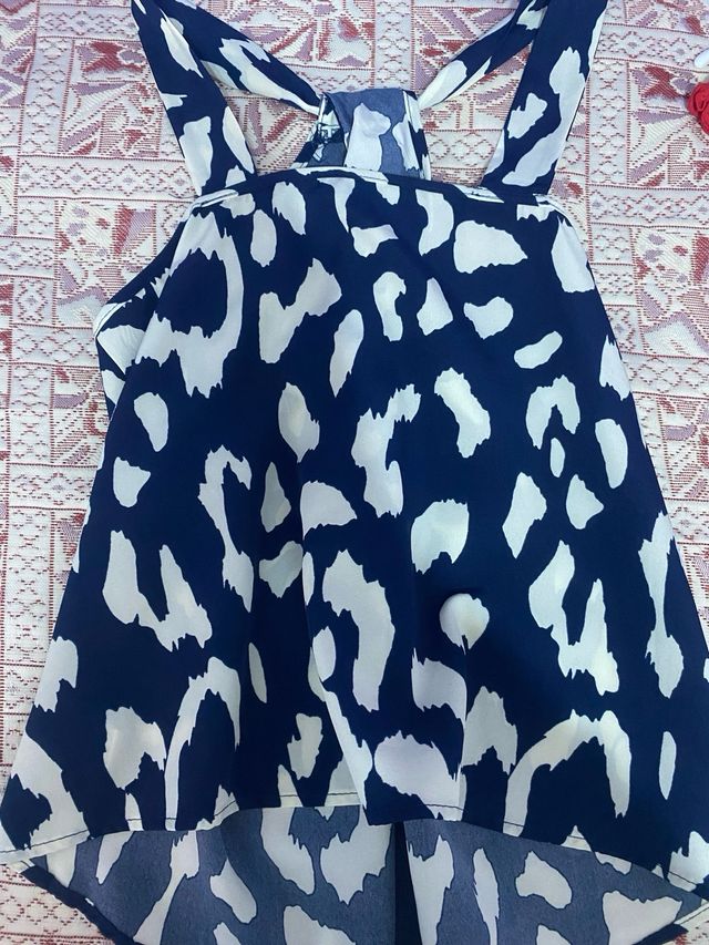 Blusa Shein azul y blanca