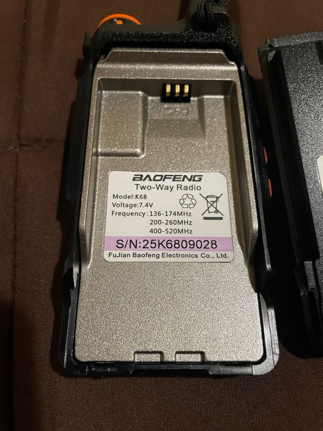 BAOFENG Walkie Talkie Negro y Naranja