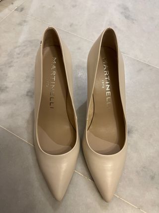 Tacones Martinelli Beige