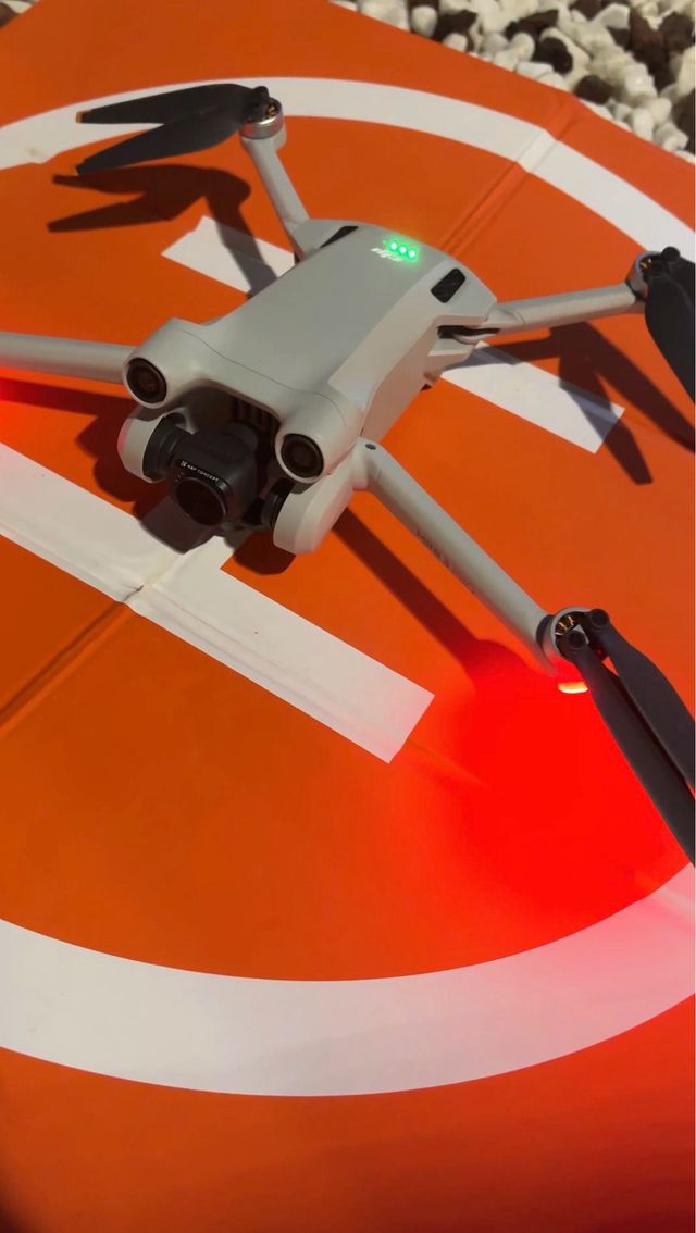 Dron DJI Mini 3 Pro Gris con todos los accesorios