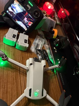 Dron DJI Mini 3 Pro Gris con todos los accesorios