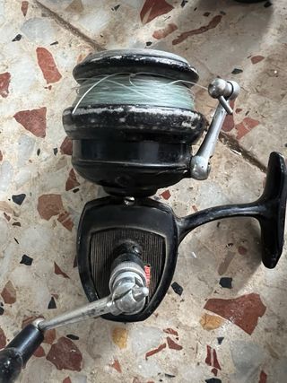 Lotes carretes pesca Segarra, Mitchell