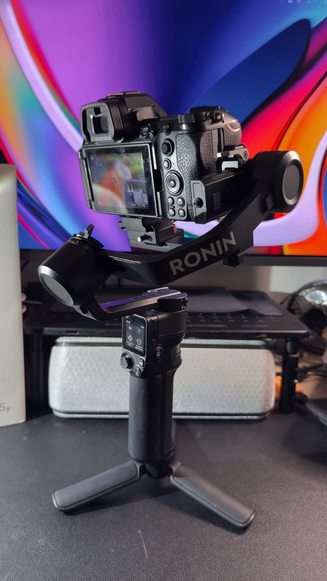 DJI RONIN RS3 Mini Gimbal Estabilizador