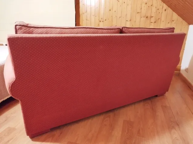 Sofá con relleno de plumas