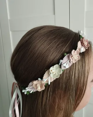 Corona Comunión flores y lazos