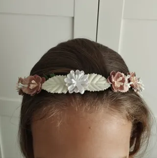 Corona Comunión flores y lazos