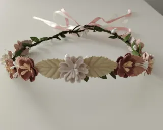 Corona Comunión flores y lazos